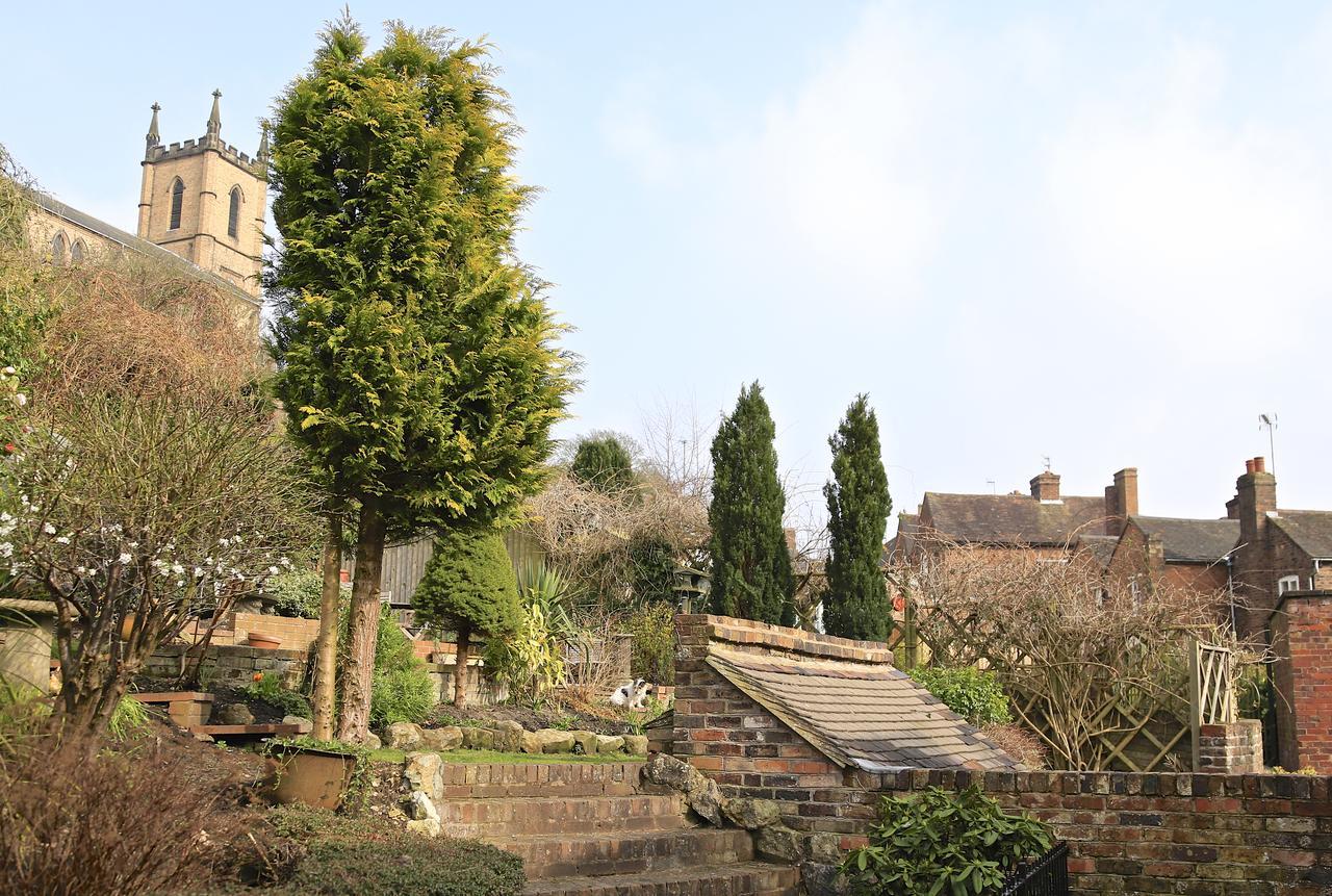 The Library House B&B Ironbridge Extérieur photo